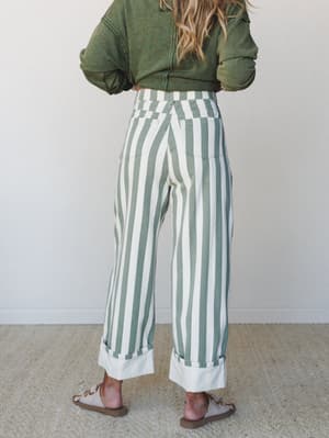 Strawberry Meadow 2 Piece Bundle - Green