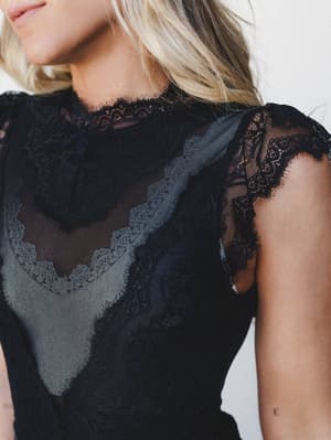 Wild Lace Frontier 3 Piece Bundle - Black