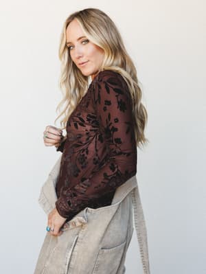 Whispered Meadow 2 Piece Bundle - Latte