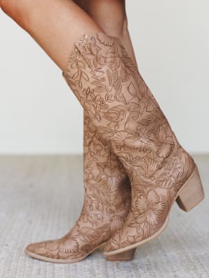 Flora Boot - Floral Brown 7.5 / Floral Brown