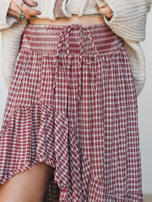 Market Memories Skirt - Red