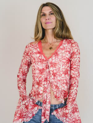 Foxy Flower Bell Sleeve Top - Red L / Red