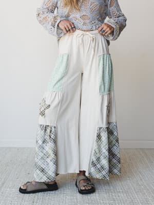 Coastal Chill Wide Leg Pants - Oatmilk Multi S / Oatmilk Multi