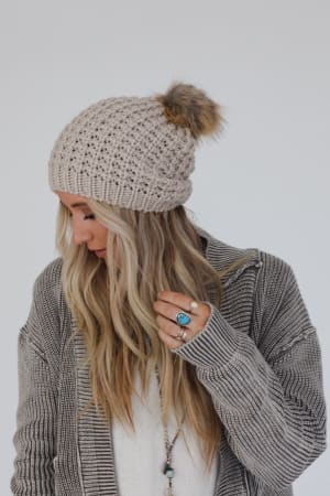aspen-waffle-knit-faux-fur-beanie-mocha/Mocha