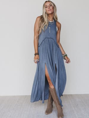 Daisy Chain Maxi Dress: undefined