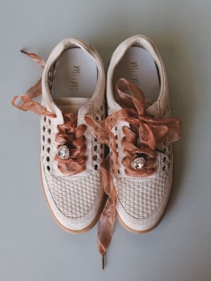 Love Me Woven Sneakers - Beige 8.5 / Beige