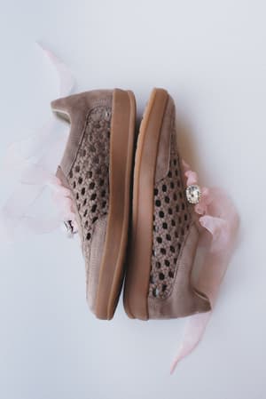 love-me-woven-sneakers-dark-taupe/Taupe