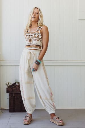 floral-drift-embroidered-pants-natural/Beige