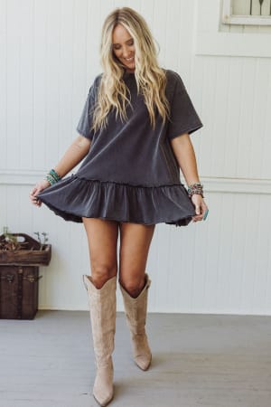 Soft Horizon Ruffled Hem Tunic: undefined