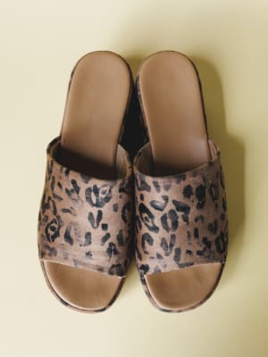 Harbor Platform Slide - Leopard 8 / Leopard