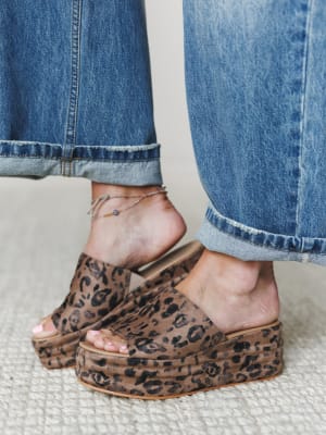 Harbor Platform Slide - Leopard 8 / Leopard