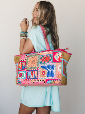 Full of Color Tote: Multi