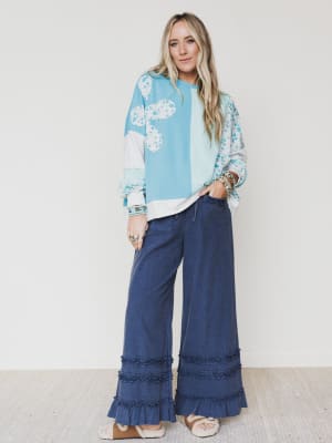 The Nest Pushing Daisies Pullover - Mint Aqua S / Mint Aqua