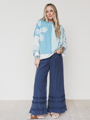 The Nest Pushing Daisies Pullover - Mint Aqua S / Mint Aqua