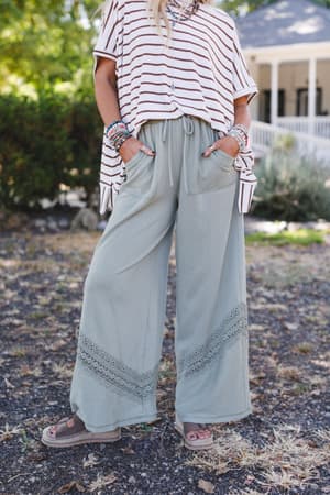 lyrical-wide-leg-pants-green/Green