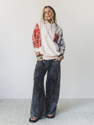 Printed Spirit Wide Leg Pants - Ash Black S / Ash Black