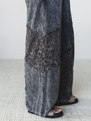 Printed Spirit Wide Leg Pants - Ash Black S / Ash Black
