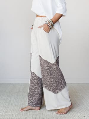 Printed Spirit Wide Leg Pants - Natural S / Natural