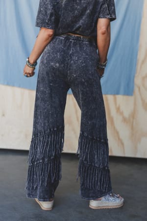 wild-route-fringe-pants-black/Black