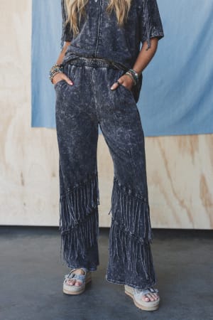 wild-route-fringe-pants-black/Black
