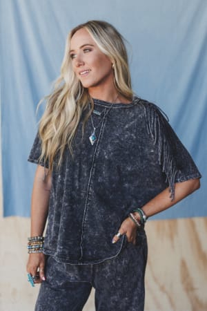 wild-route-fringe-top-black/Black