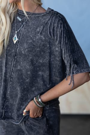 wild-route-fringe-top-black/Black
