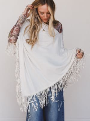 Dream Catcher Poncho: undefined
