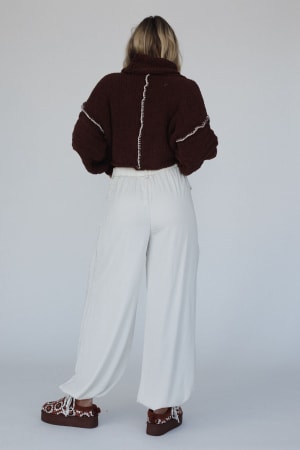 east-bay-loose-fit-cargo-jeans-cream/Cream