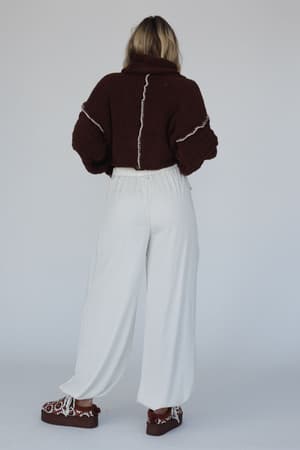 east-bay-loose-fit-cargo-jeans-cream/Cream