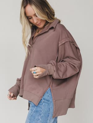 candace-oversized-collar-sweatshirt-washed-mocha/Mocha