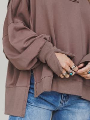 candace-oversized-collar-sweatshirt-washed-mocha/Mocha
