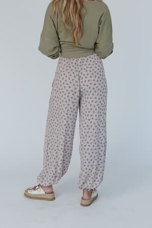 emberlyn-wide-leg-cinched-pants-taupe/Taupe