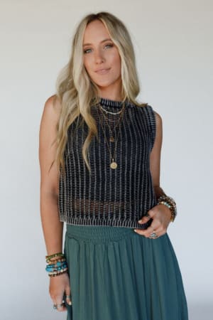 coast-along-top-black/Black