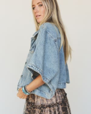 Beyond The Cape Denim Jacket - Denim L / Blue