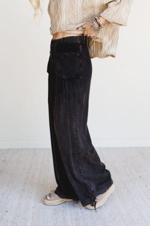 east-bay-loose-fit-cargo-jeans-black/Black