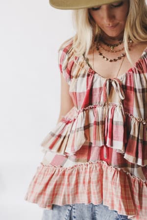 clover-stitch-plaid-top-pink/Pink