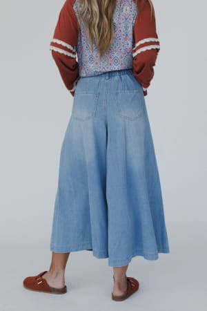 frontier-flare-jeans-light-wash/Light Wash