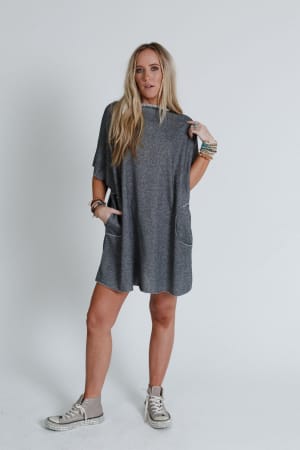 laid-back-luxe-dress-two-tone-black/Two Tone Black