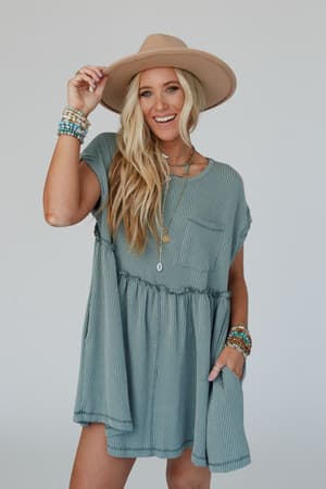subtle-escape-textured-dress-olive-vintage/Olive Vintage