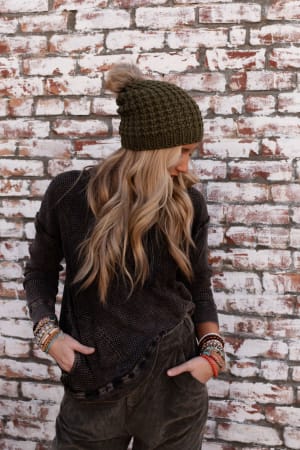 aspen-waffle-knit-faux-fur-beanie-olive/Olive