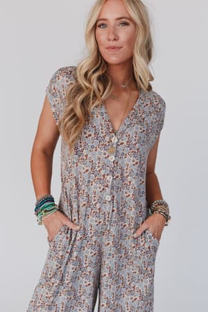 daphne-floral-print-jumpsuit-cream/Blue