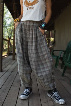 mystic-plaid-wide-leg-pants-brown/Brown