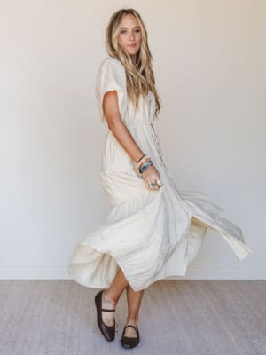 Dandelily Tiered Maxi Dress - Natural L / Beige