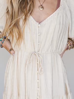 Dandelily Tiered Maxi Dress - Natural L / Beige