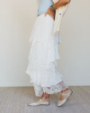 Quiet Getaway Lace Maxi Skirt - Off White L / White