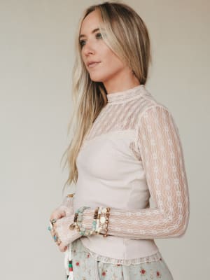Soft Escape Lace Detail Top - Blush L / Pink