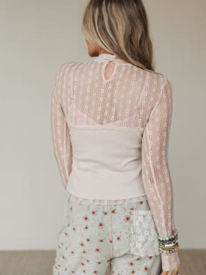Soft Escape Lace Detail Top - Blush L / Pink