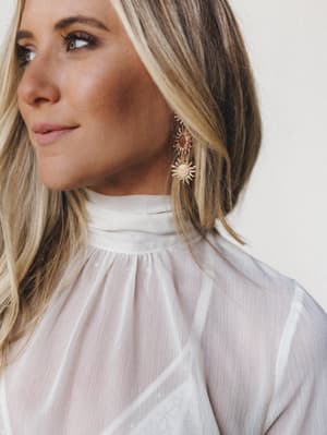 Love in Bloom Blouse
- Cream S / Cream