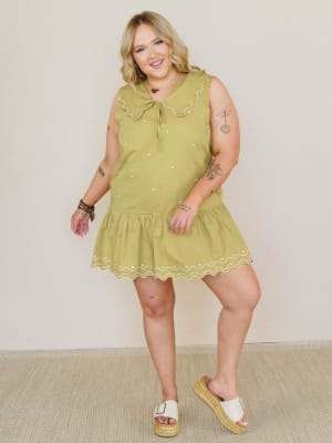 Sweet Pea Collared Dress: undefined