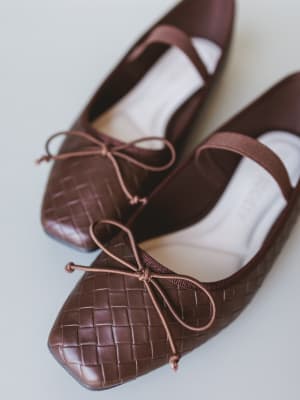 London Flat - Coffee 10 / Coffee